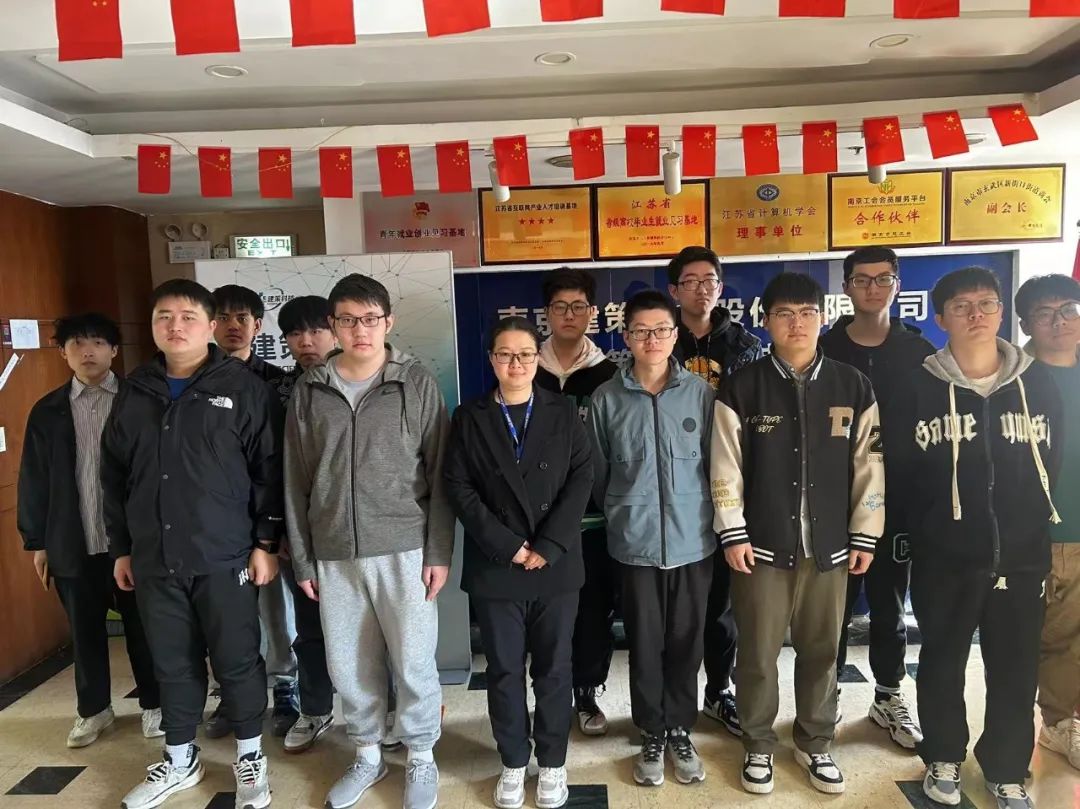 春天最美，萬物復(fù)蘇，正是學(xué)習(xí)的好時光